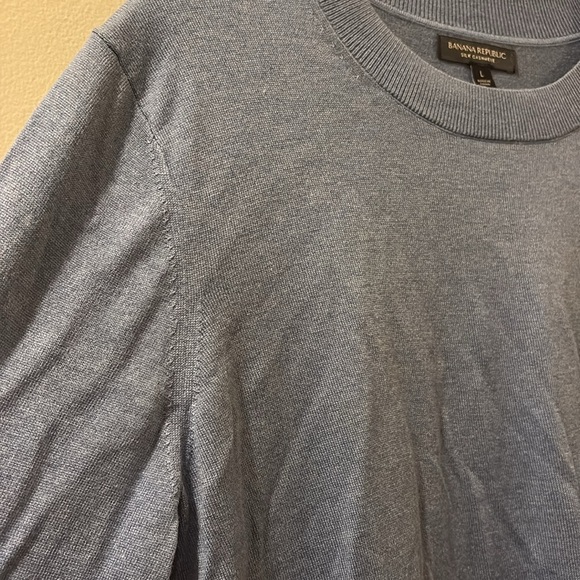 Banana Republic Blue Crewneck Sweater Fine Knit Pullover- Mens large - Picture 4 of 5